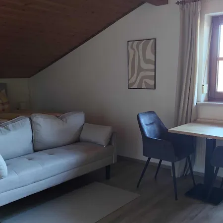 Gasthof Und König 3*